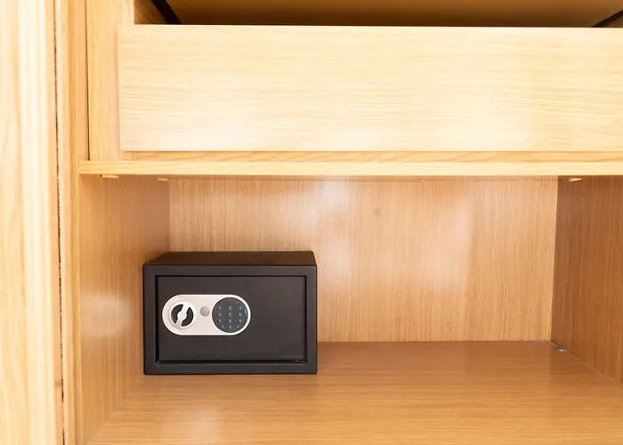 Alma Ventura House - *