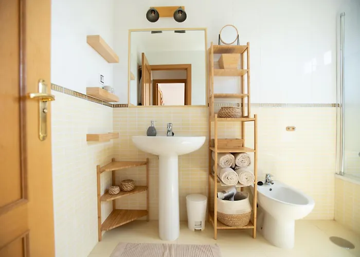 Alma Ventura House -